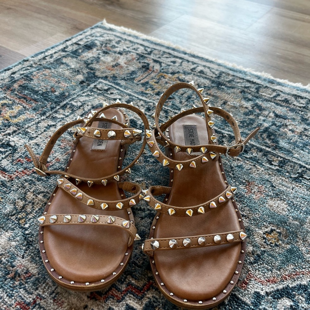Steve Madden Brown Studded Sandals